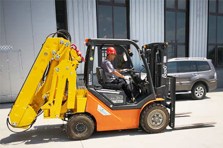 叉車改裝折臂吊車廠家介紹-圖片-參數