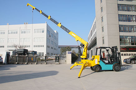 小吊車價格影響因素及廠家選擇指導