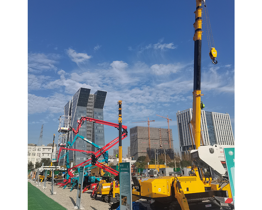 智能化施工|蜘蛛吊和高空車亮相寧波展會！