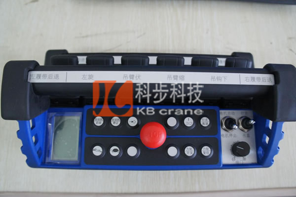 全程比例遙控柴油機(jī)履帶起重機(jī)（蜘蛛吊車）研